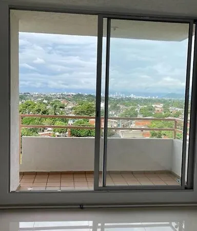 Comodo Y Amplio Apartamento